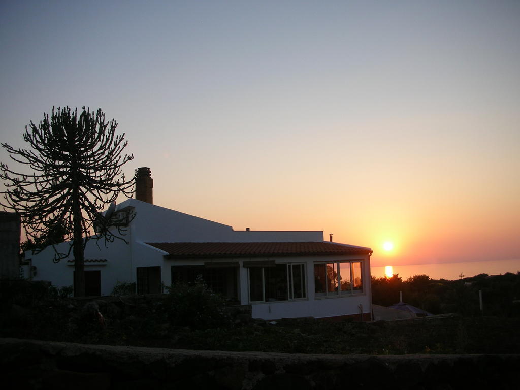 B&B Caserta Isola di Ustica Buitenkant foto